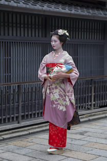 maiko in Kyoto