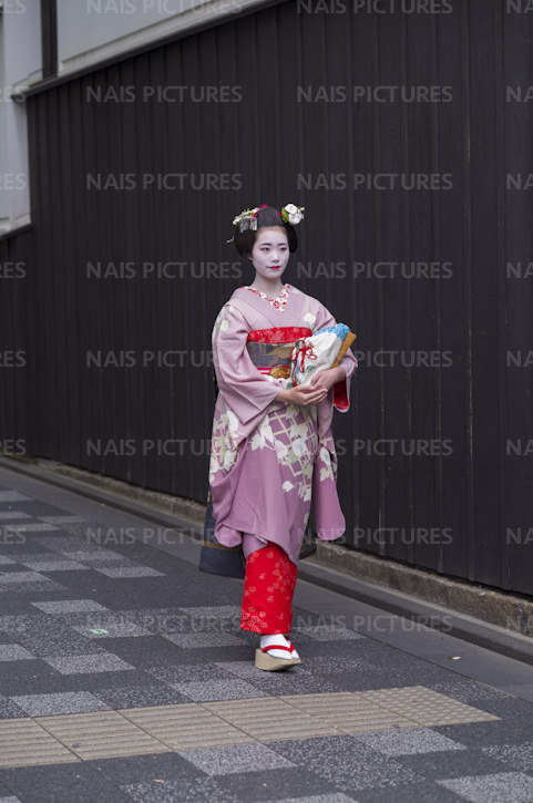 maiko in Kyoto